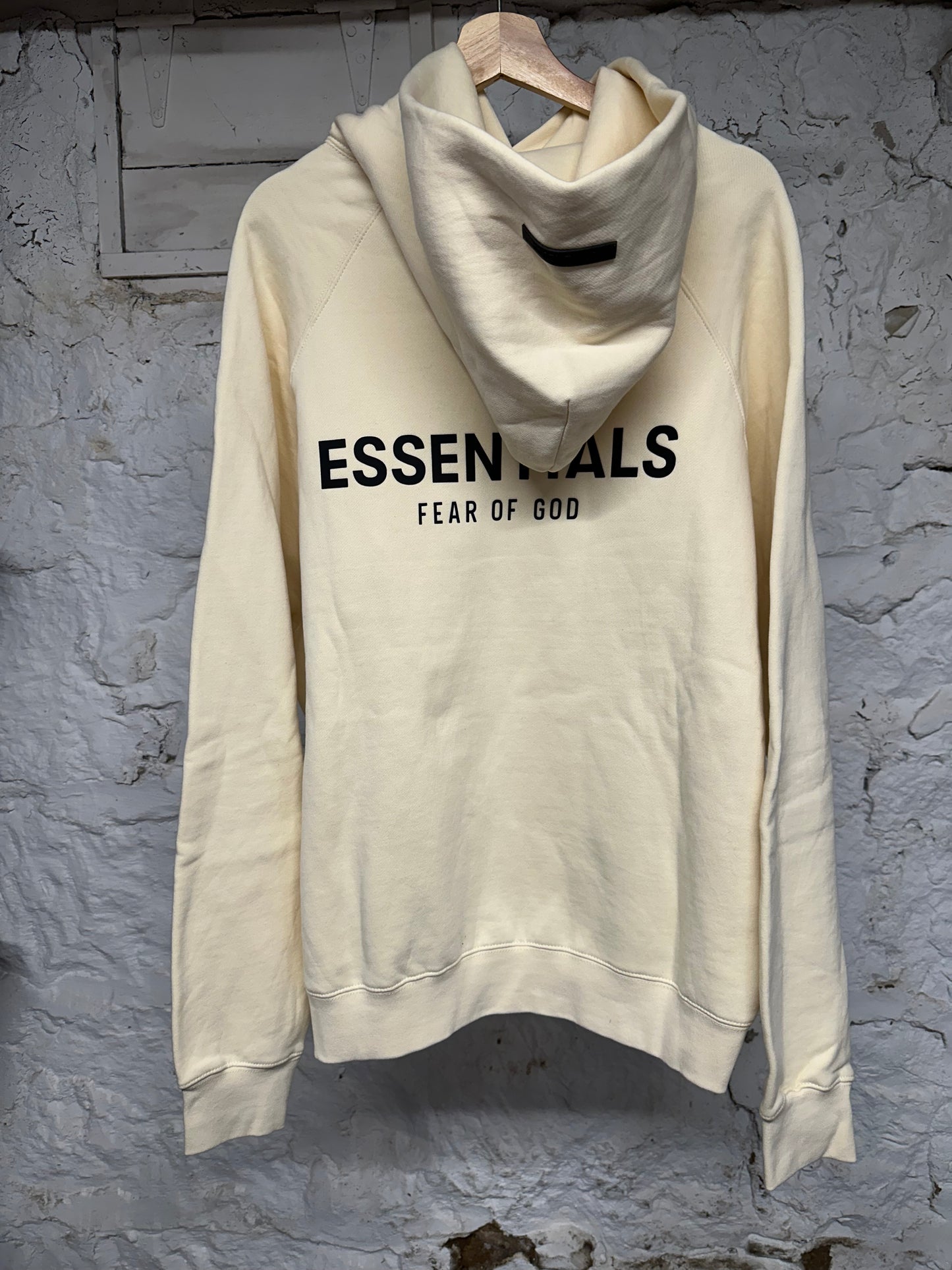 Fear of God Essentials Cream Back Spellout Hoodie Sz L