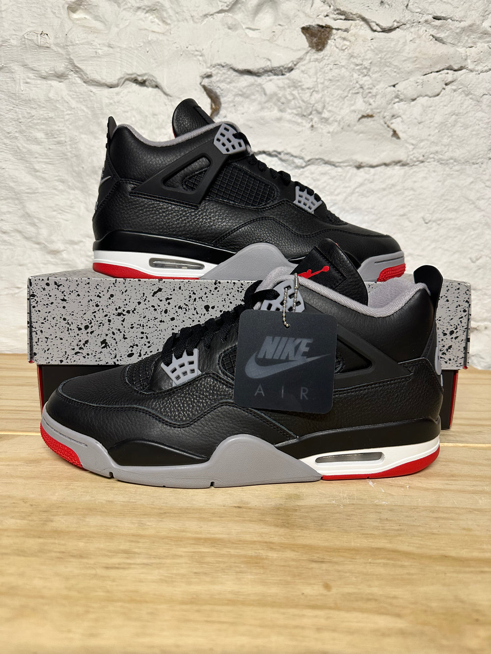 Air Jordan 4 Bred Reimagined Sz 11.5 DS