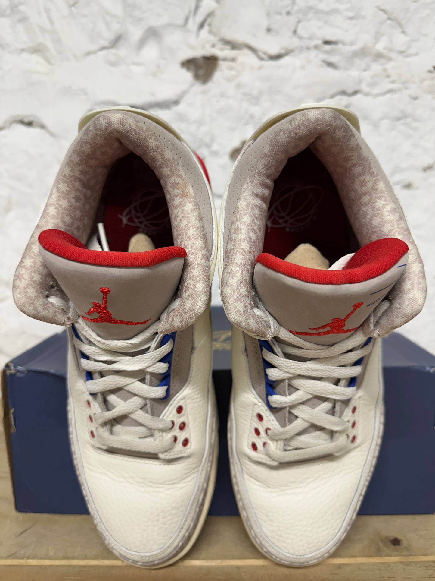 Air Jordan 3 International Flight Sz 11
