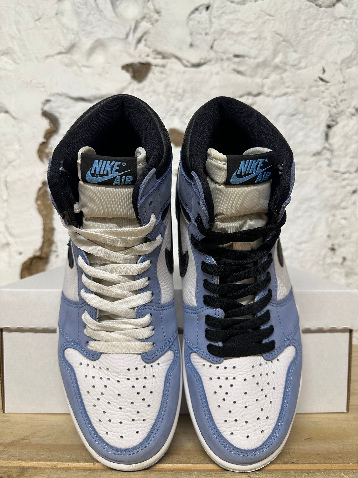 Air Jordan 1 High University Blue Sz 8