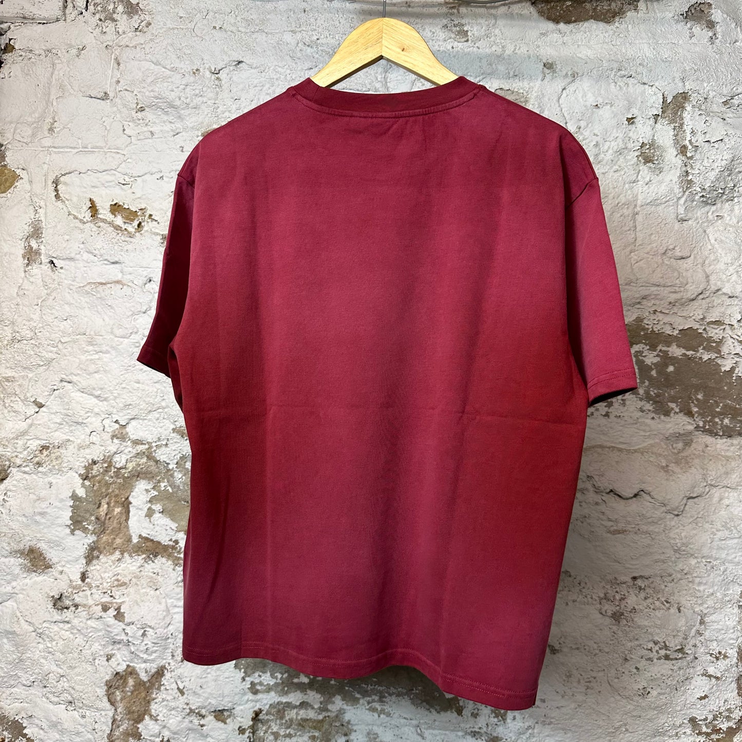 Saint Vanity Red Dissolve Griffin T-shirt