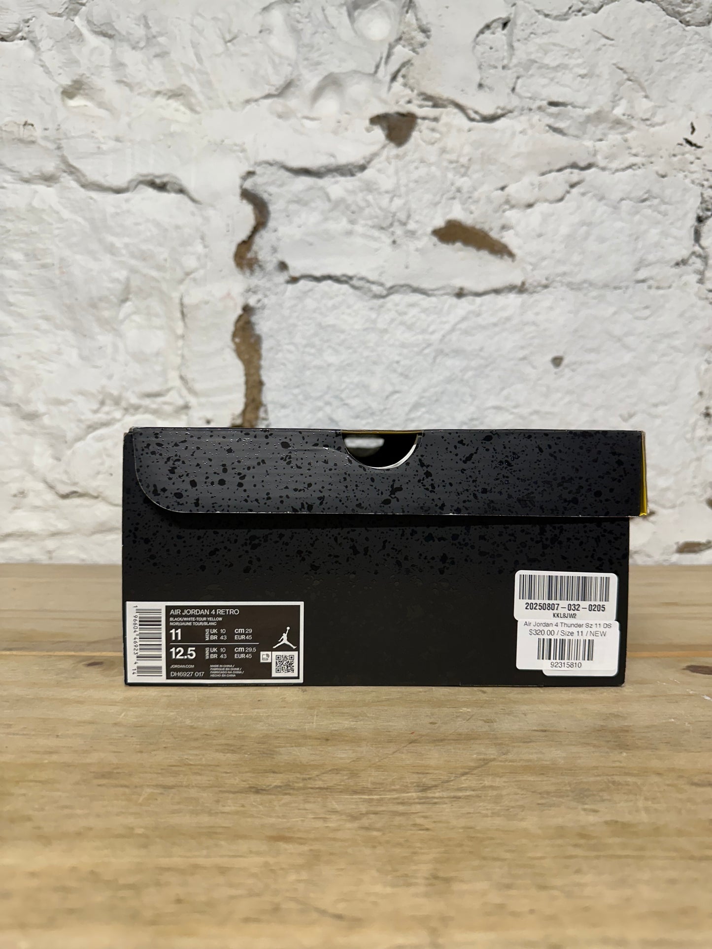 Air Jordan 4 Thunder Sz 11 DS