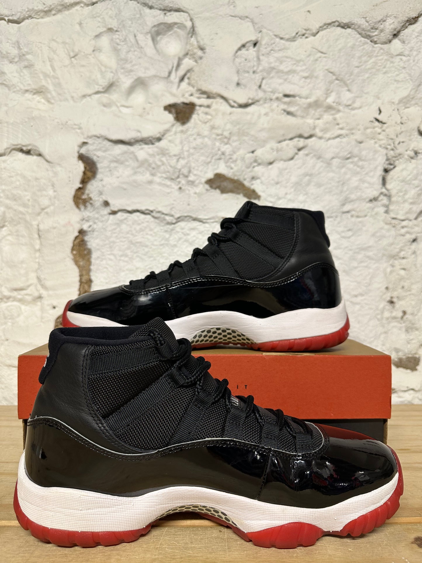 Air Jordan 11 High Bred (2019) Sz 9.5