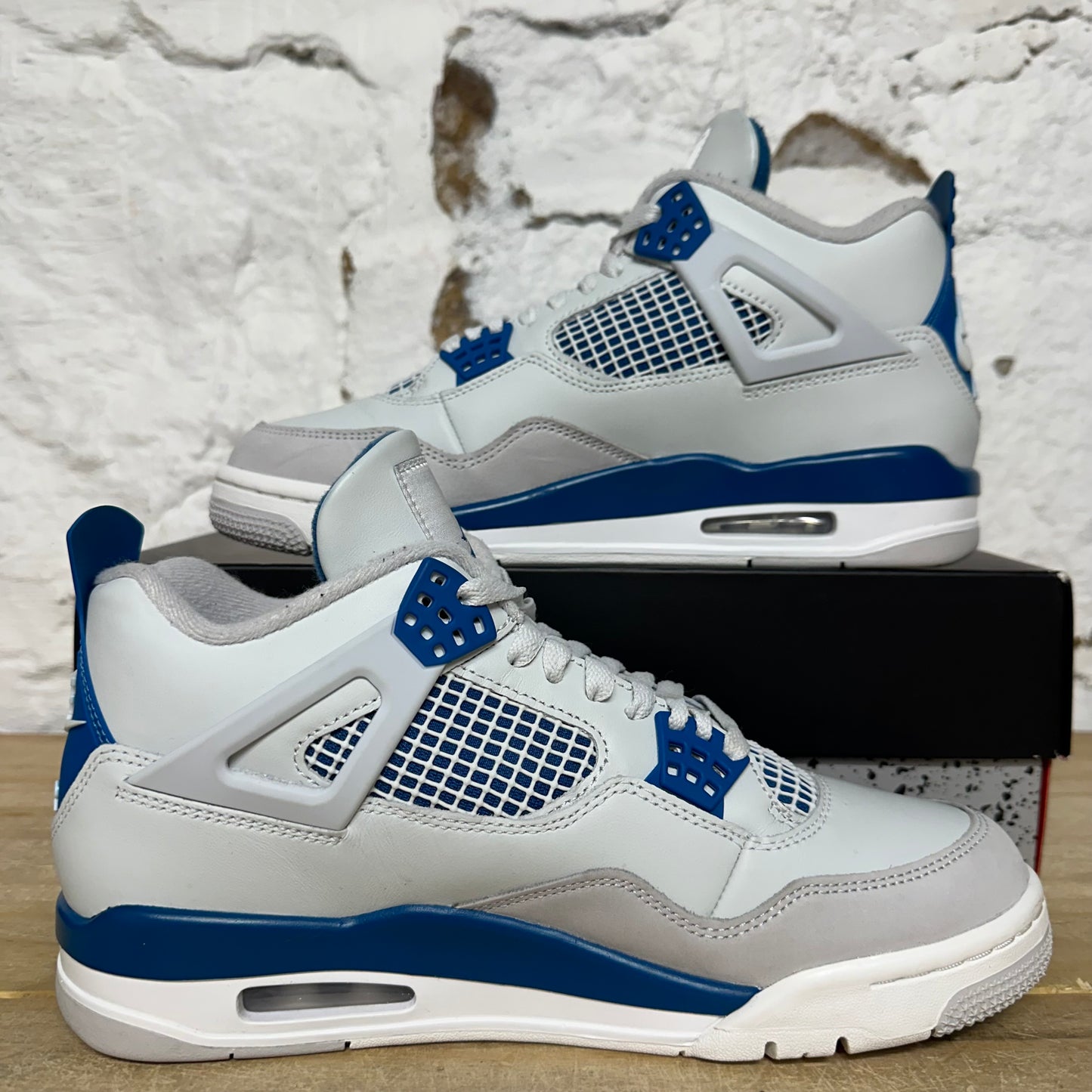 Air Jordan 4 Military Blue (2024) Sz 9