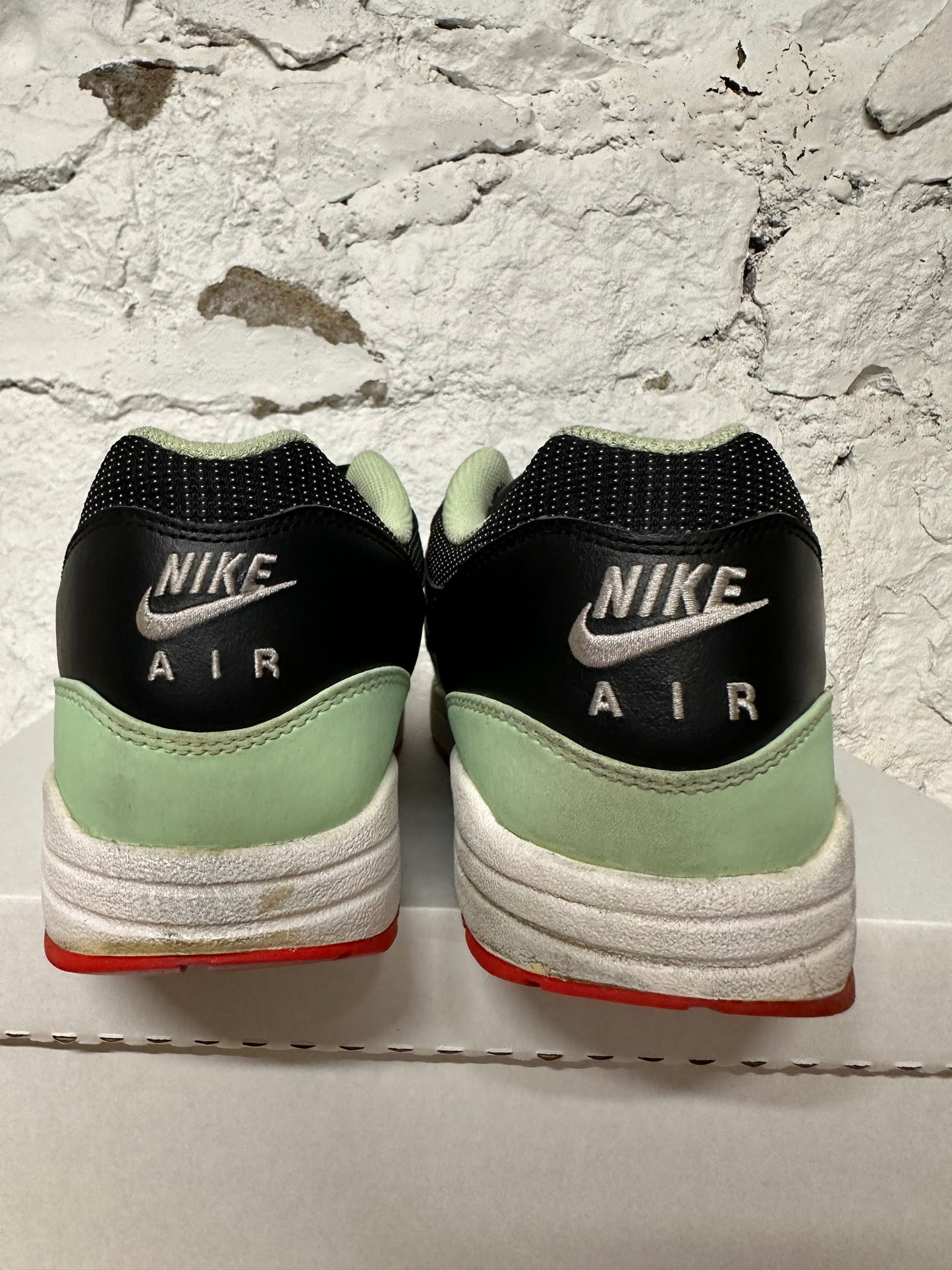 Nike Air Max 1 Yeezy Sz 11.5