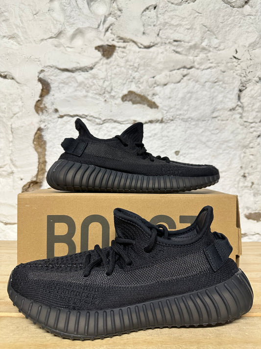 Yeezy 350 V2 Onyx Sz 6