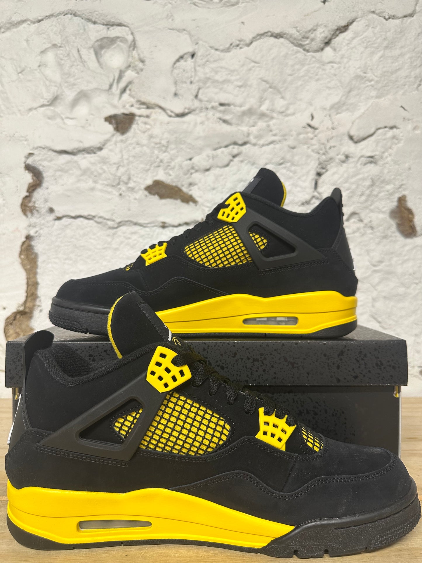 Air Jordan 4 Thunder Sz 12 DS