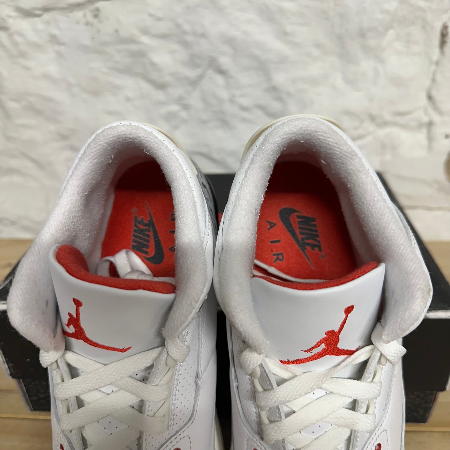 Air Jordan 3 White Cement Reimagined Sz 9