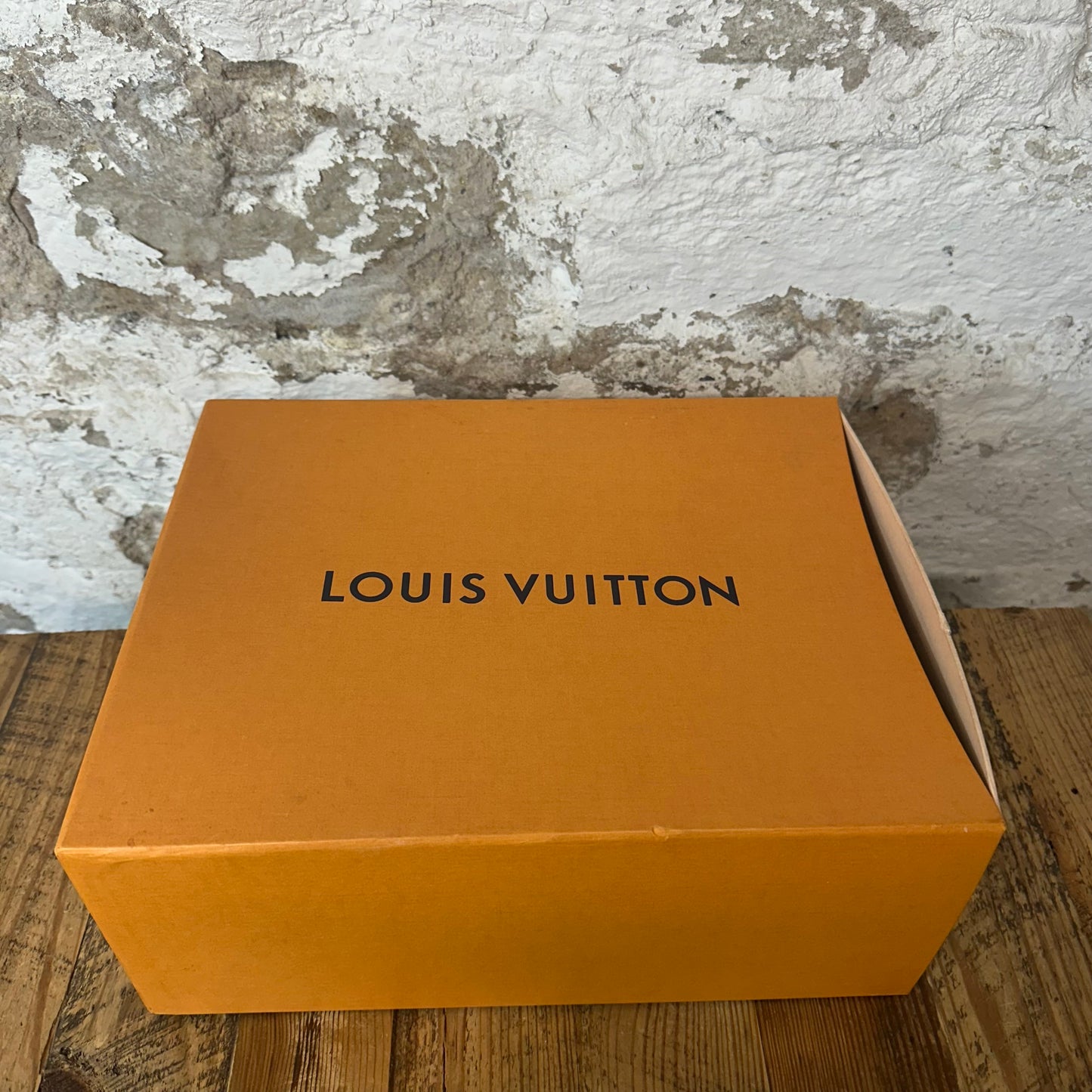 Louis Vuitton Blue Black Trail Sneaker Sz 8.5 (7LV)
