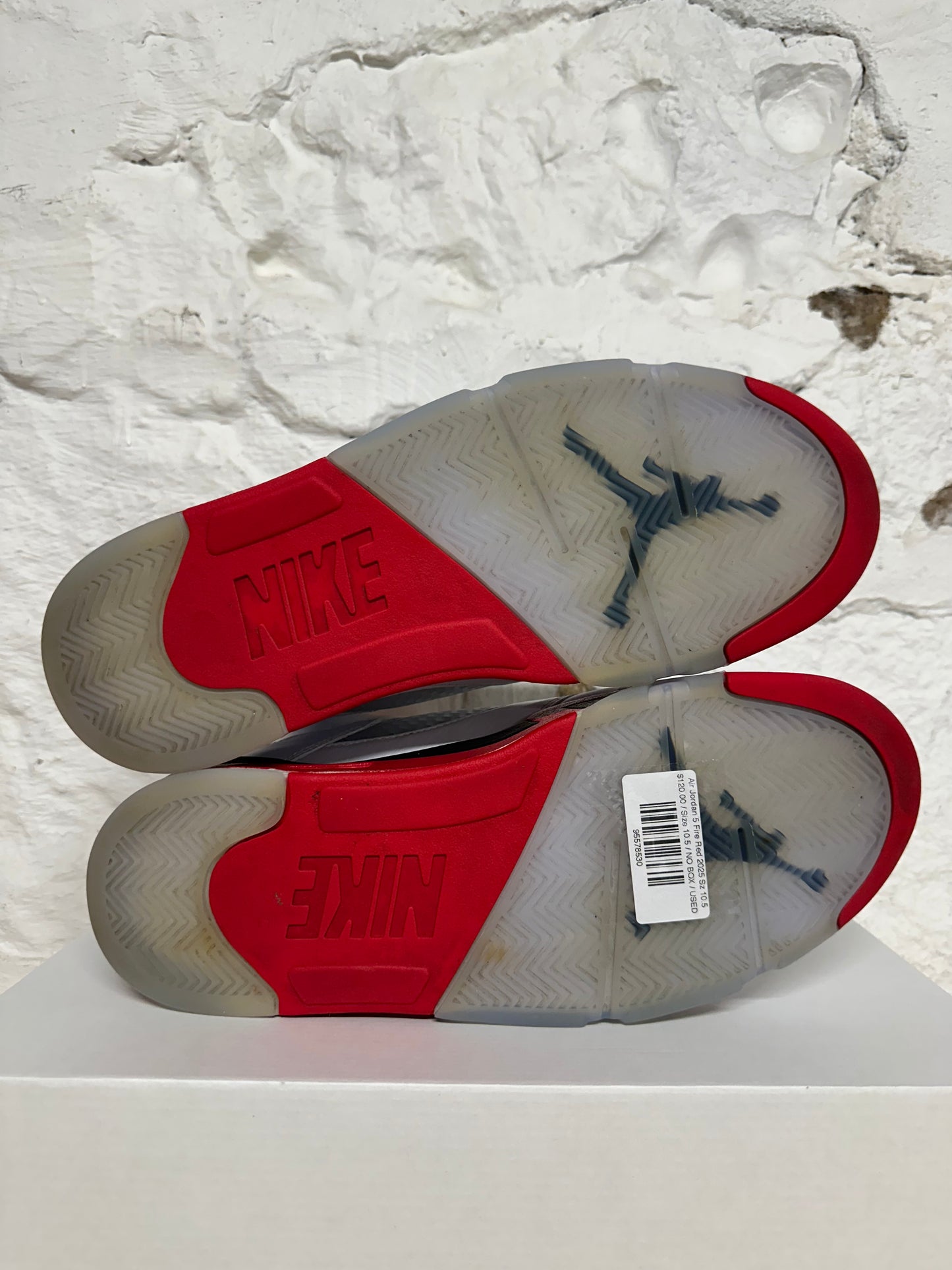 Air Jordan 5 Fire Red Black Tongue (2025) Sz 10.5