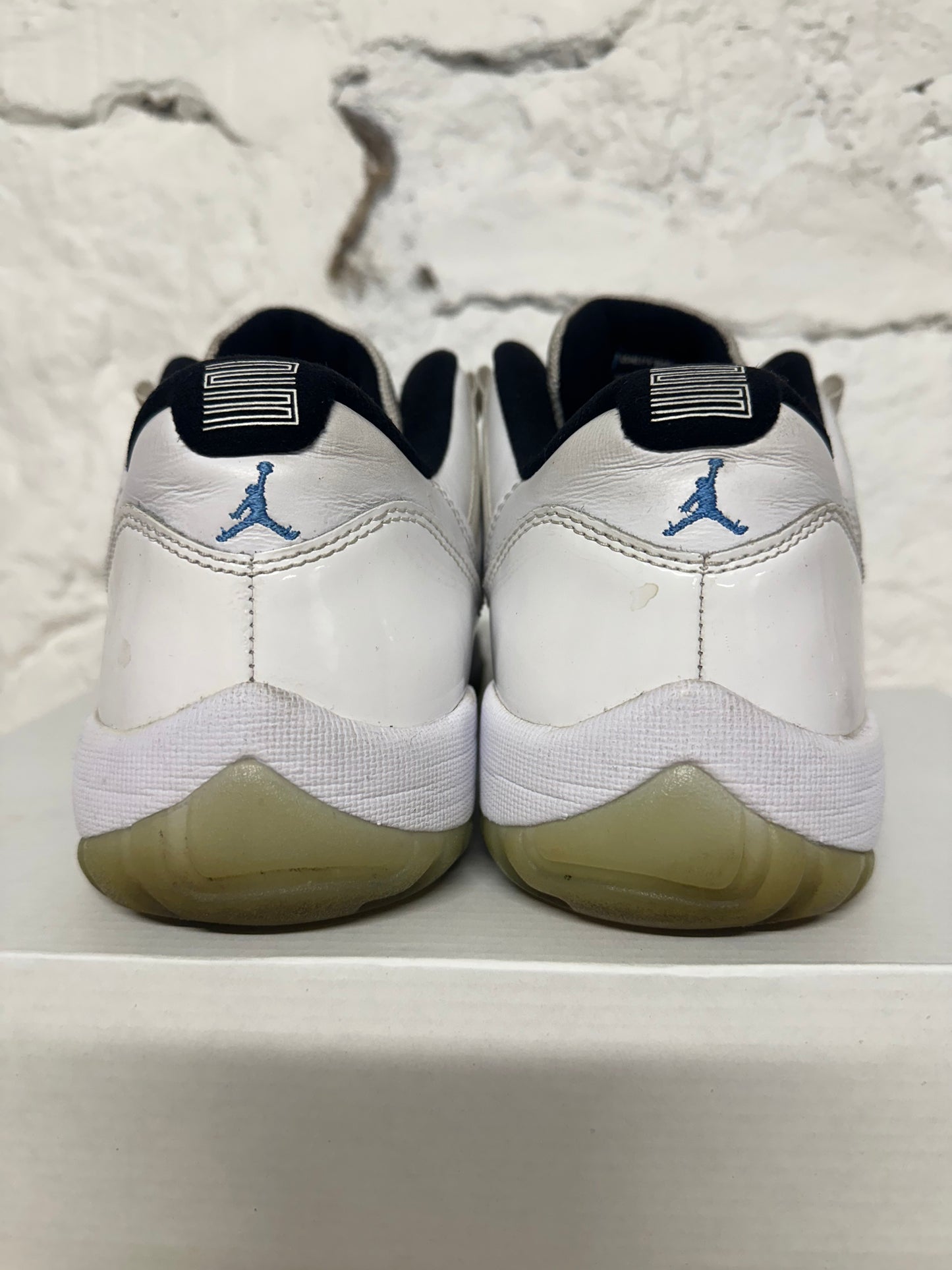 Air Jordan 11 Low Legend Blue Sz 9.5