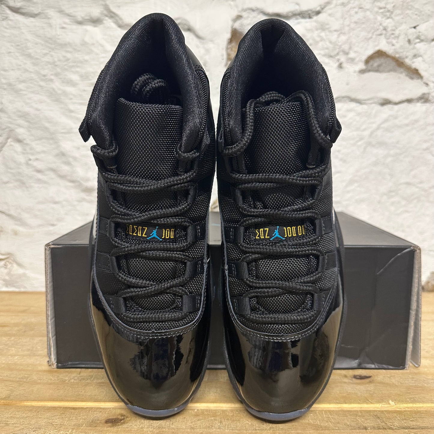 Air Jordan 11 High Gamma Blue (2025) Sz 8.5 DS