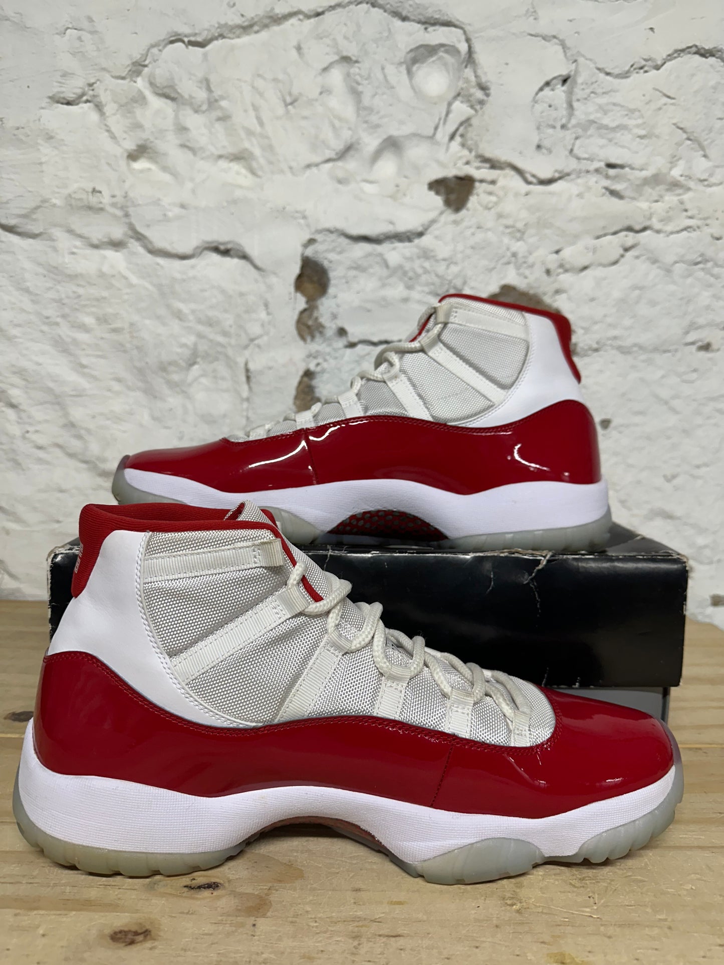 Air Jordan 11 High Cherry Sz 15