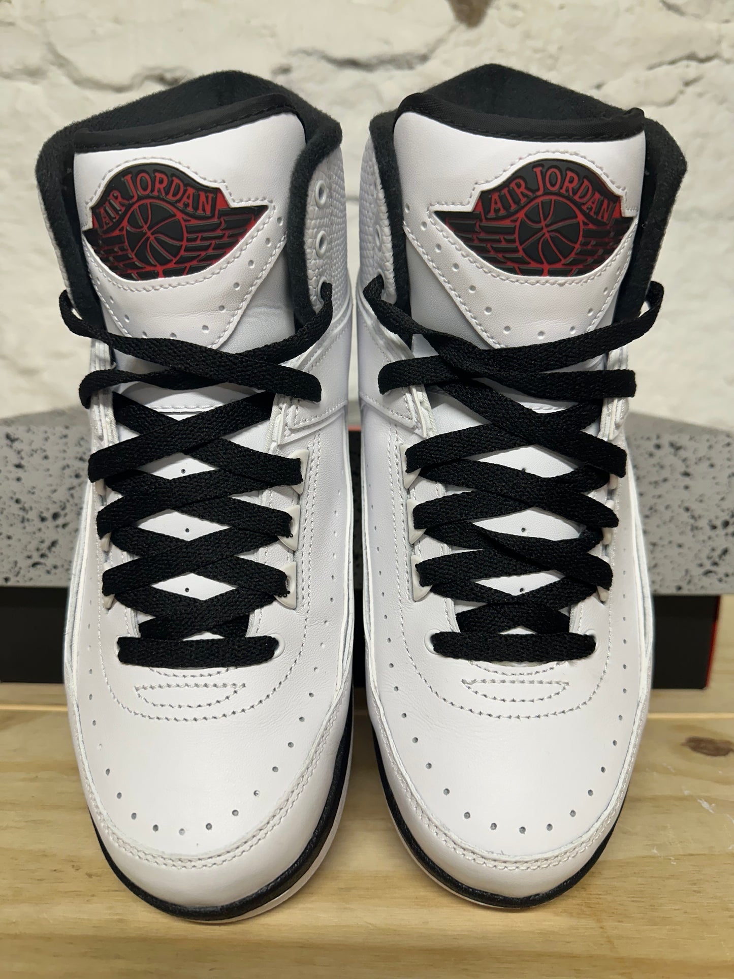 Air Jordan 2 Converse Alumni Pack Sz 8