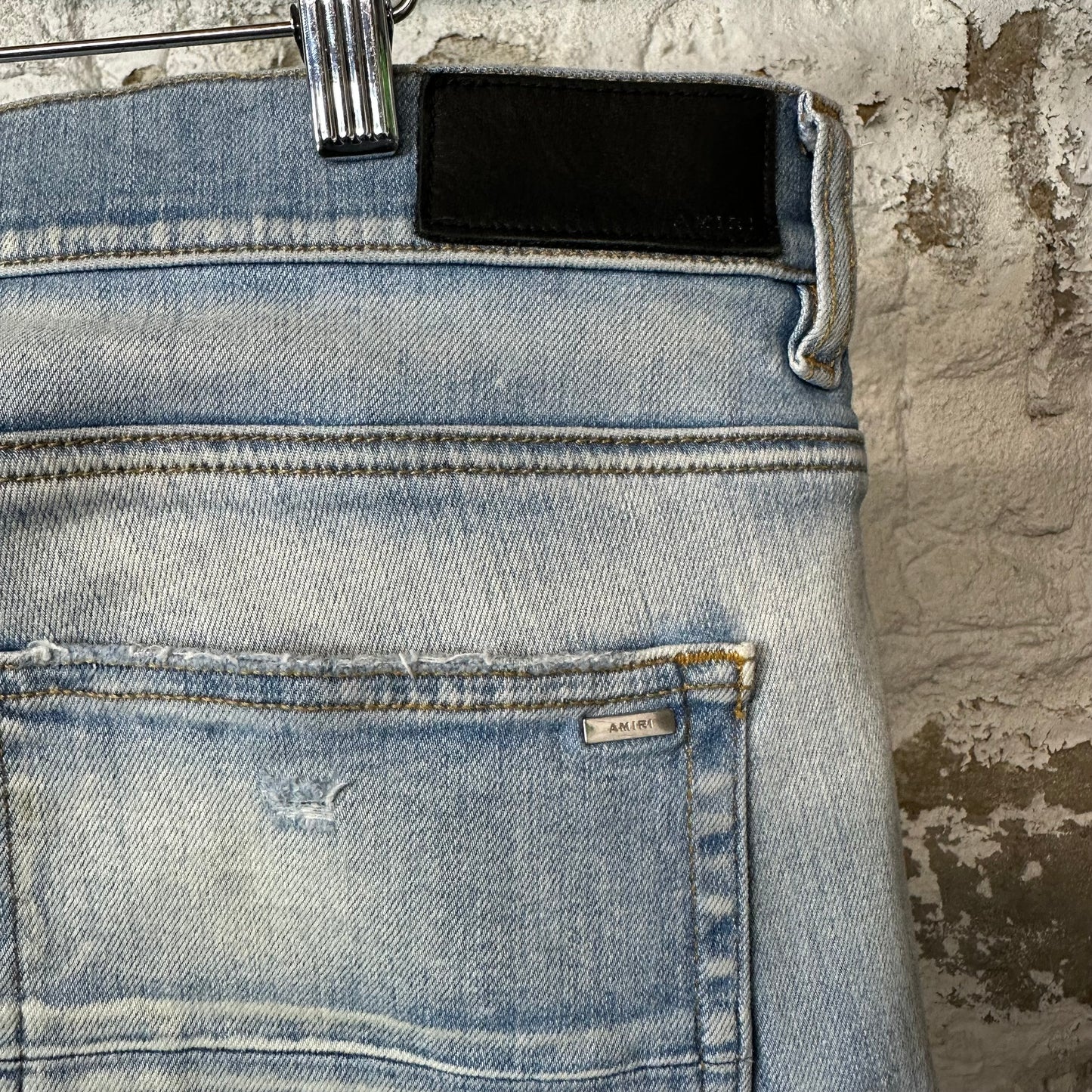 Amiri MX1 Camo Patch Lightwash Blue Denim Jeans Sz 40