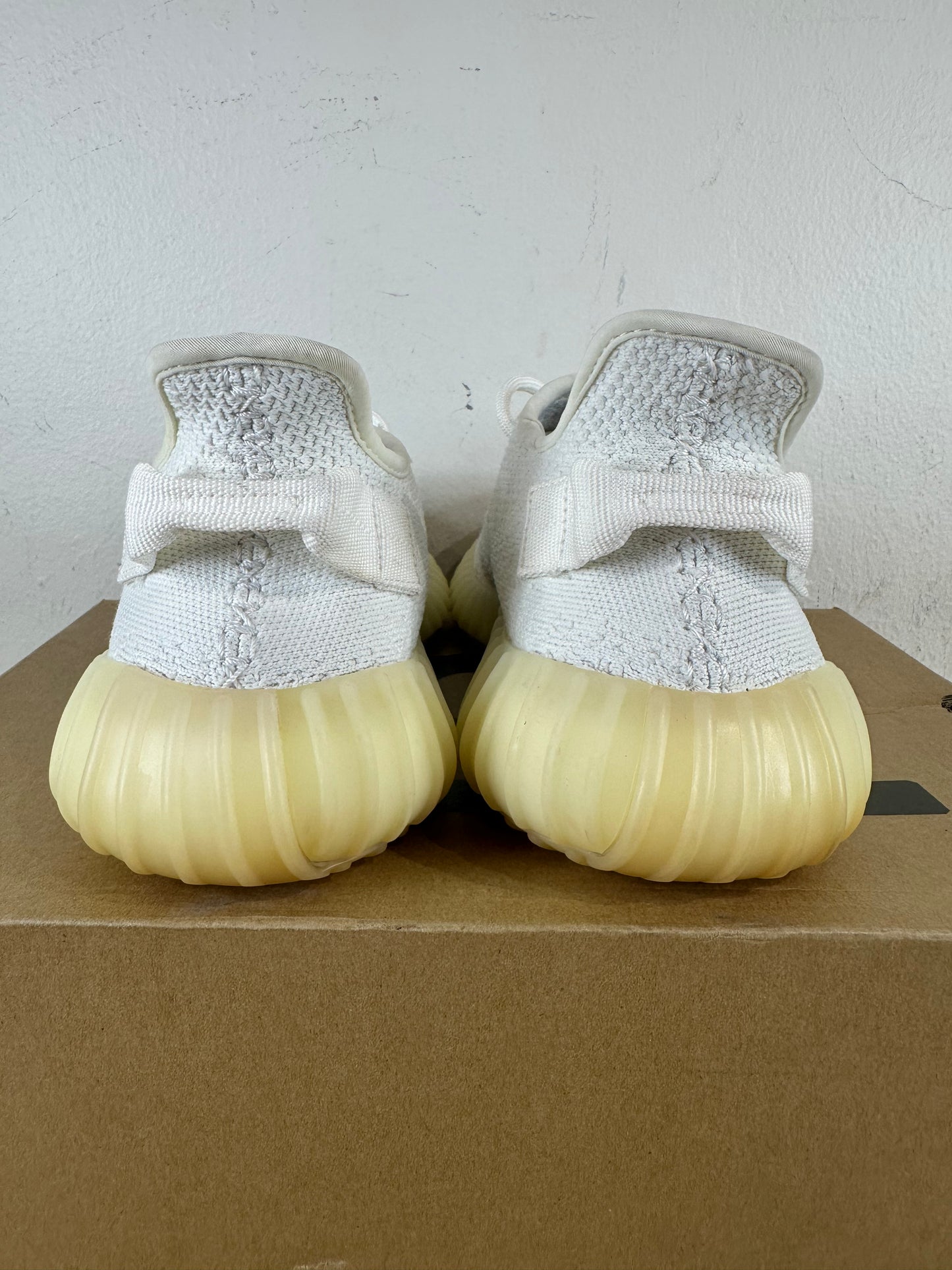 Yeezy 350 V2 Cream Sz 9.5