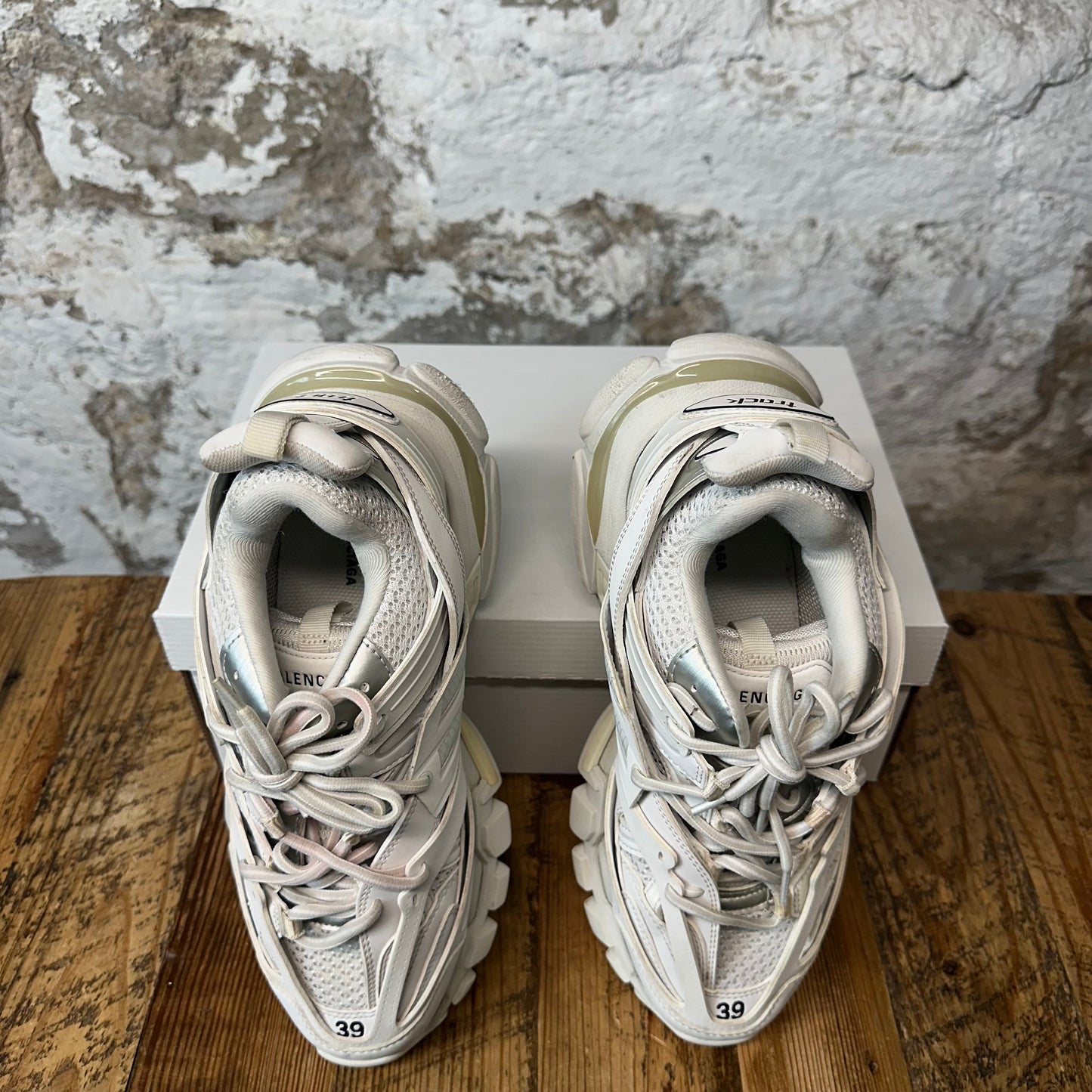 Balenciaga Track Runner Triple White Sneaker Sz 6.5 (39)