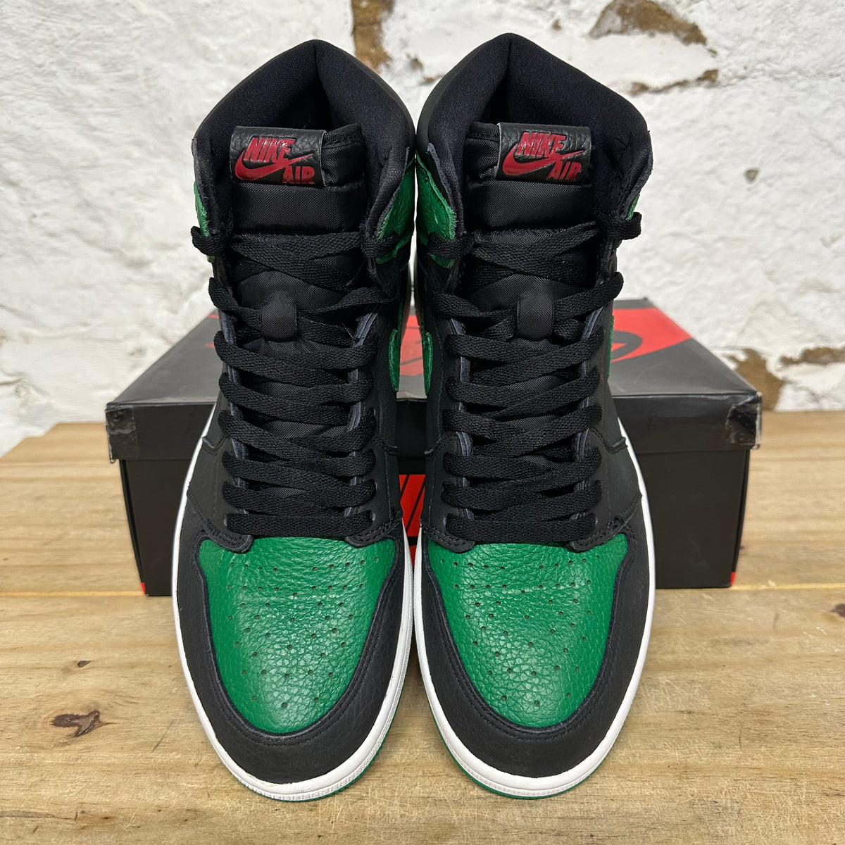 Air Jordan 1 High Pine Green 2.0 Sz 11