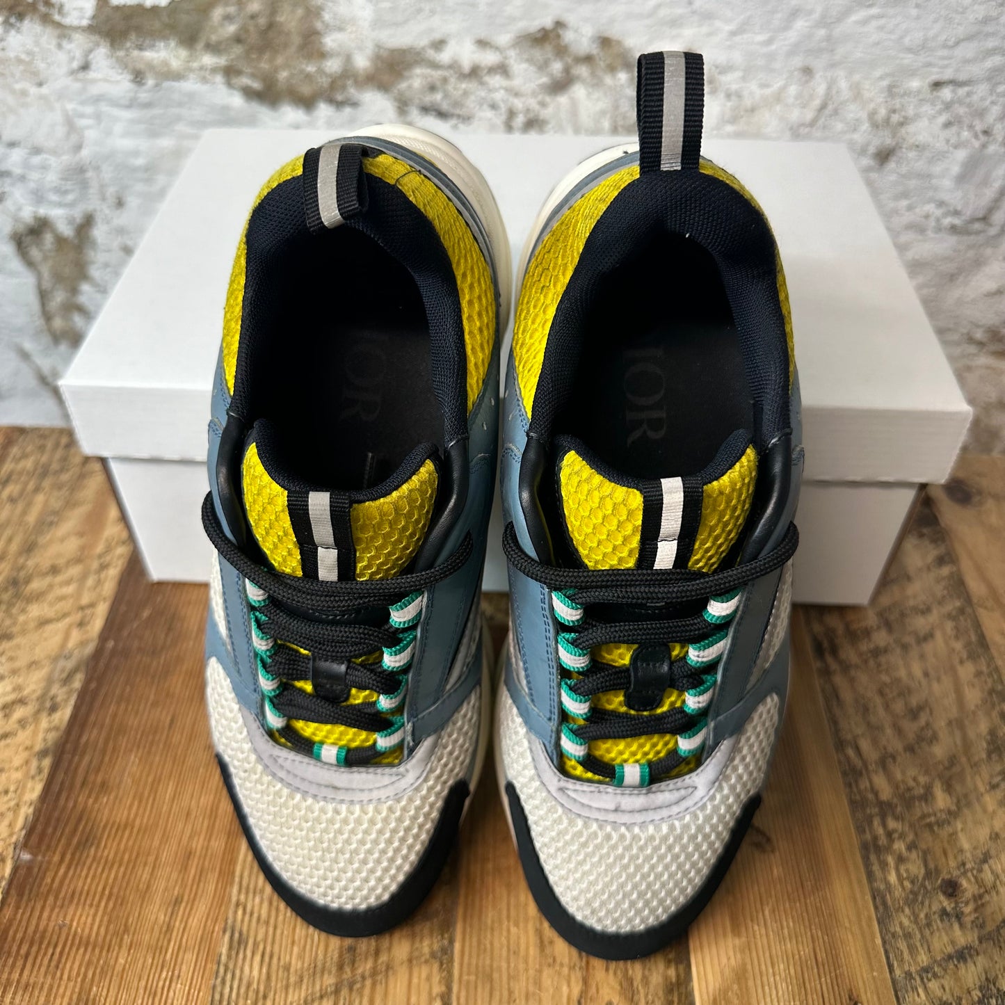 Dior B22 Teal Yellow White Sneaker Sz 7 (40) No Box