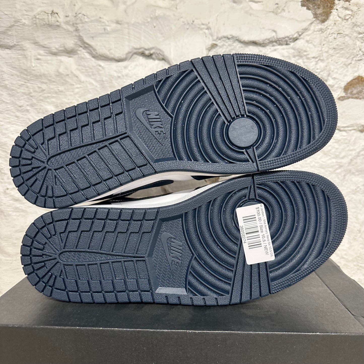 Air Jordan 1 Mid Armory Navy Sz 10.5 DS