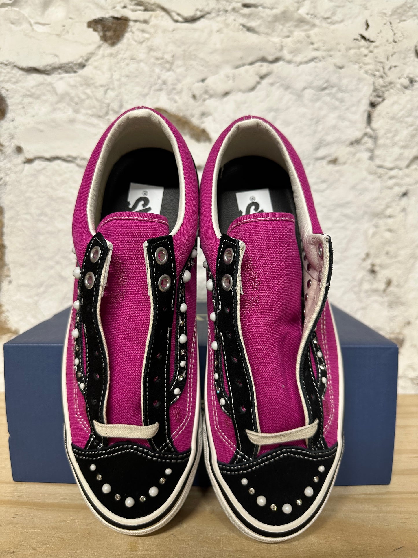 Vans Pink Pearlized Fuschia Sz 8 DS
