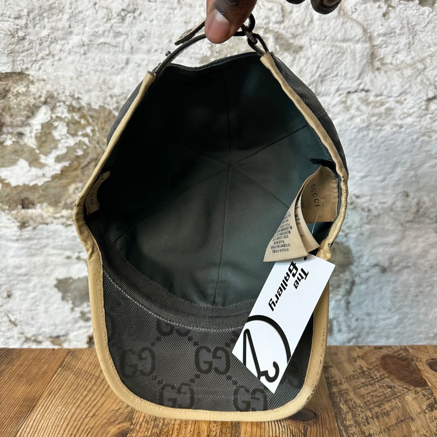 Gucci Gray Monogram Circle Logo Hat Sz L