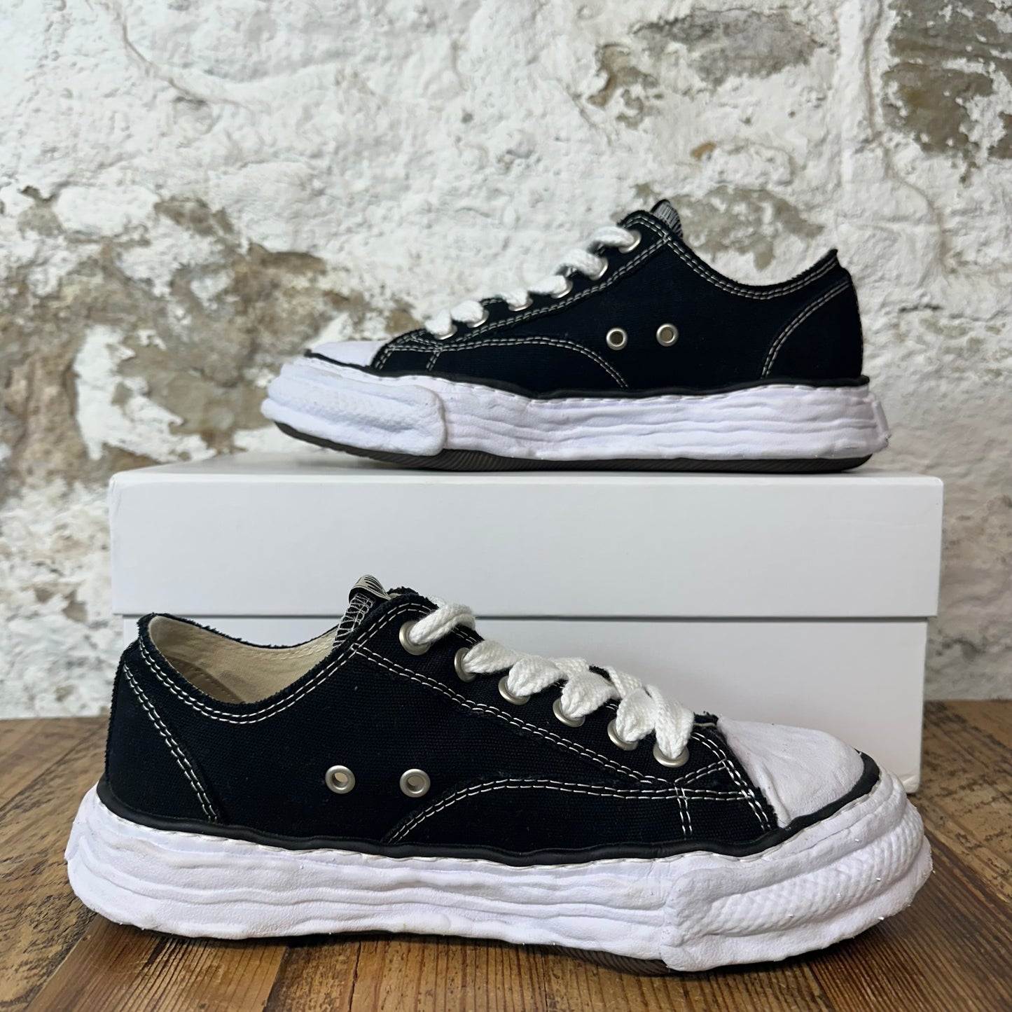 Maison Mihara Peterson 23 Black White Sneaker Sz 8 (41)