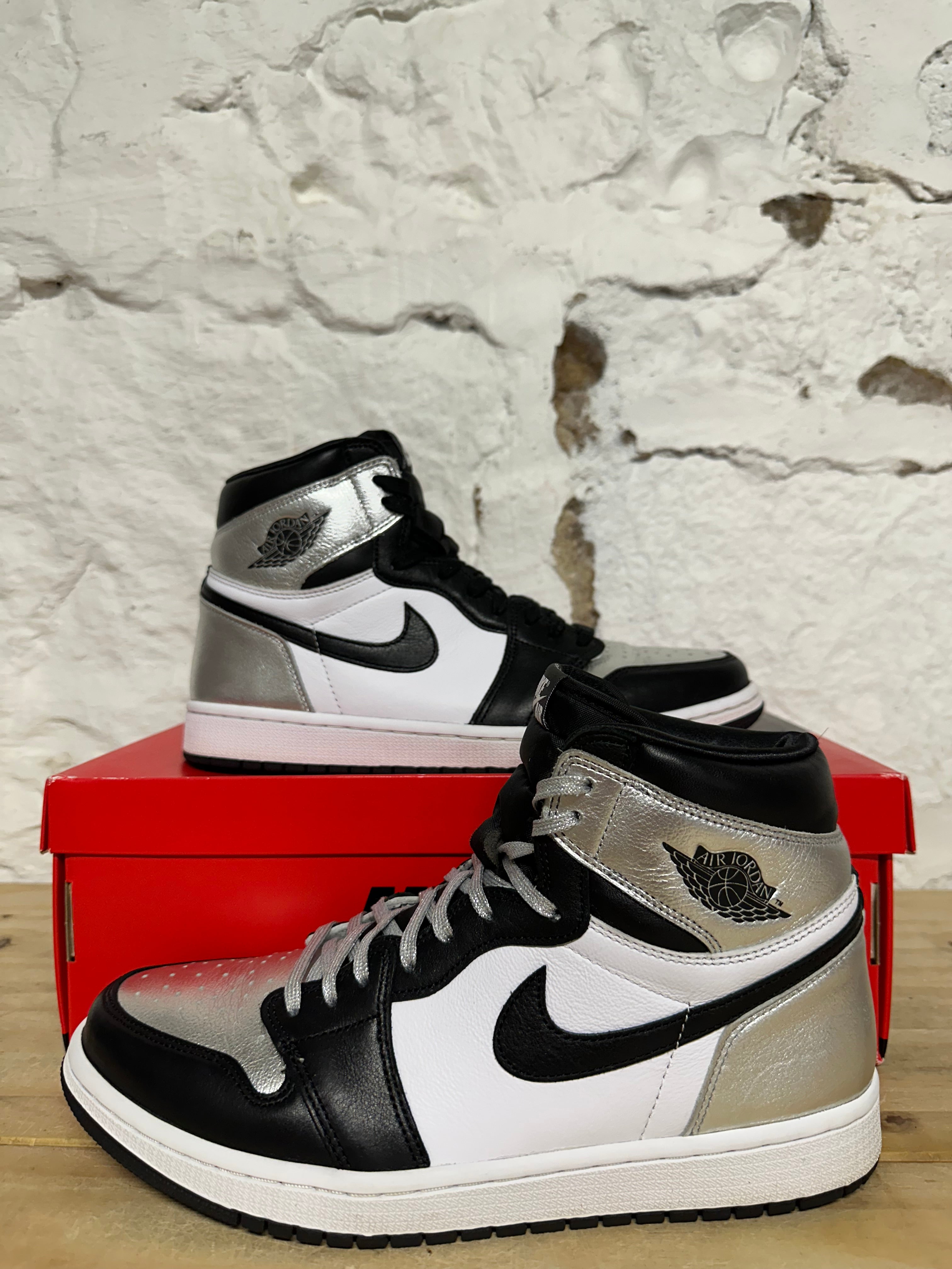 Air Jordan 1 High Silver Toe Sz 9 (10.5W)