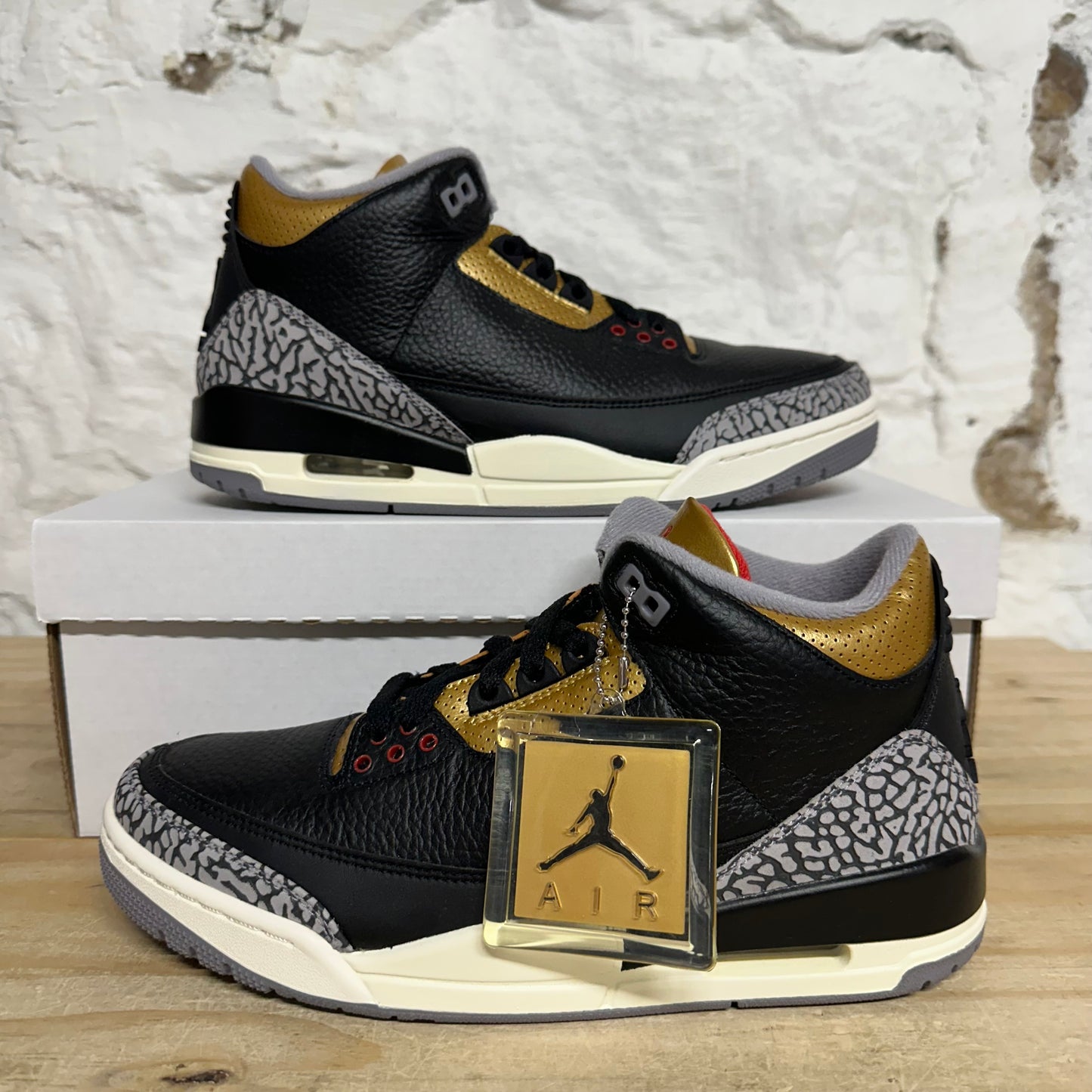 Air Jordan 3 Black Gold Sz 8.5 (10W) DS