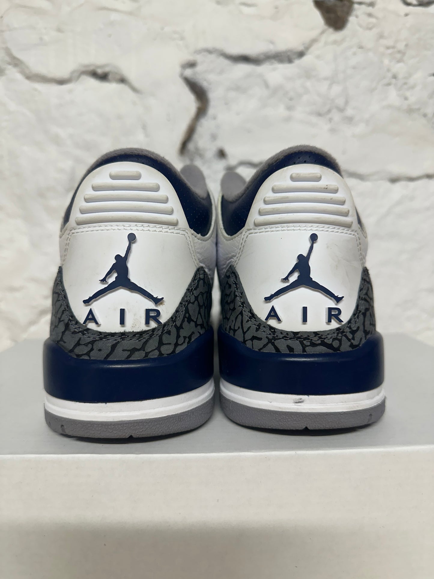 Air Jordan 3 Midnight Navy Sz 8