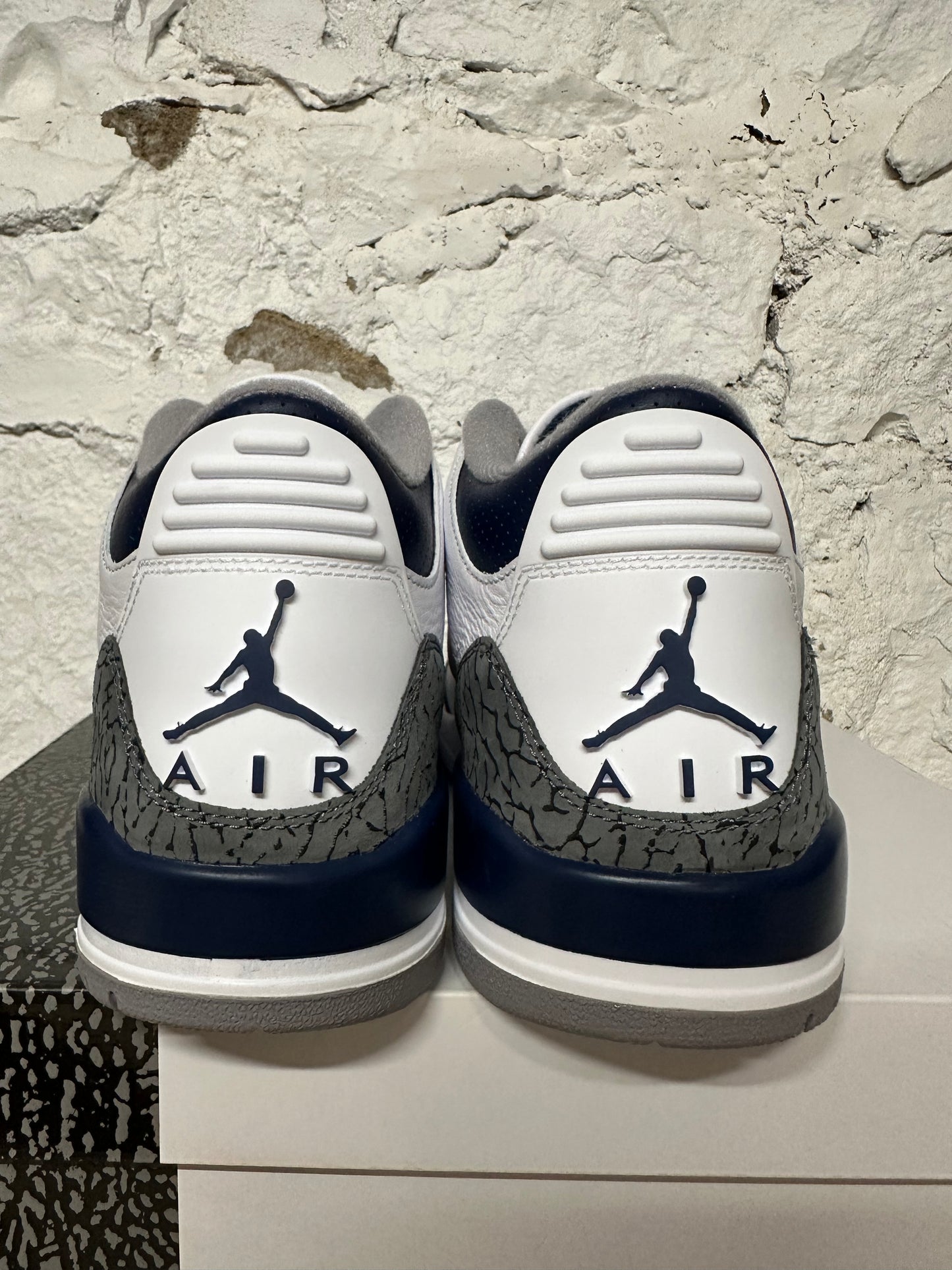 Air Jordan 3 Midnight Navy Sz 10.5 DS