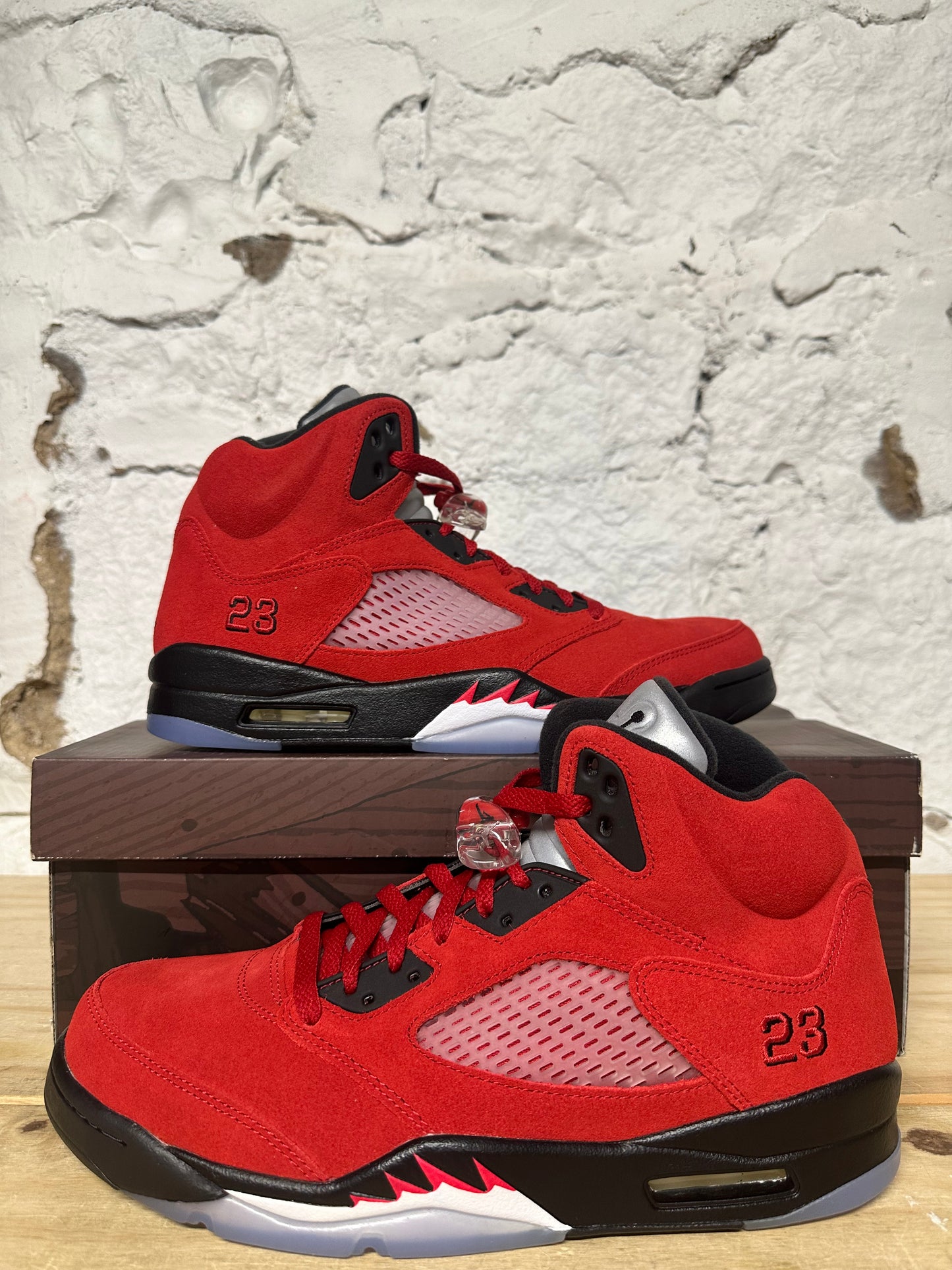 Air Jordan 5 Raging Bull Sz 10.5 DS