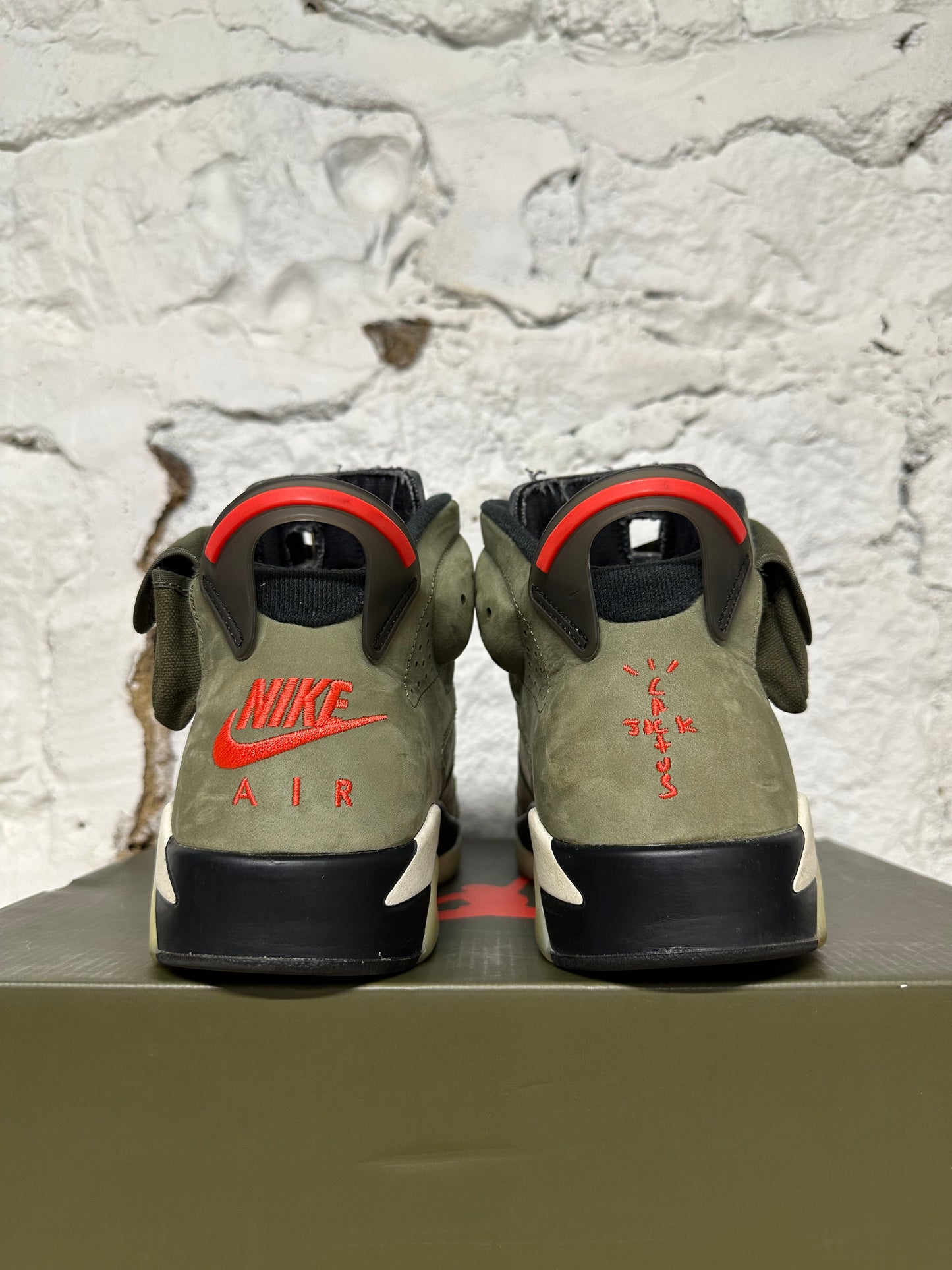 Air Jordan 6 Travis Scott Olive Sz 11.5