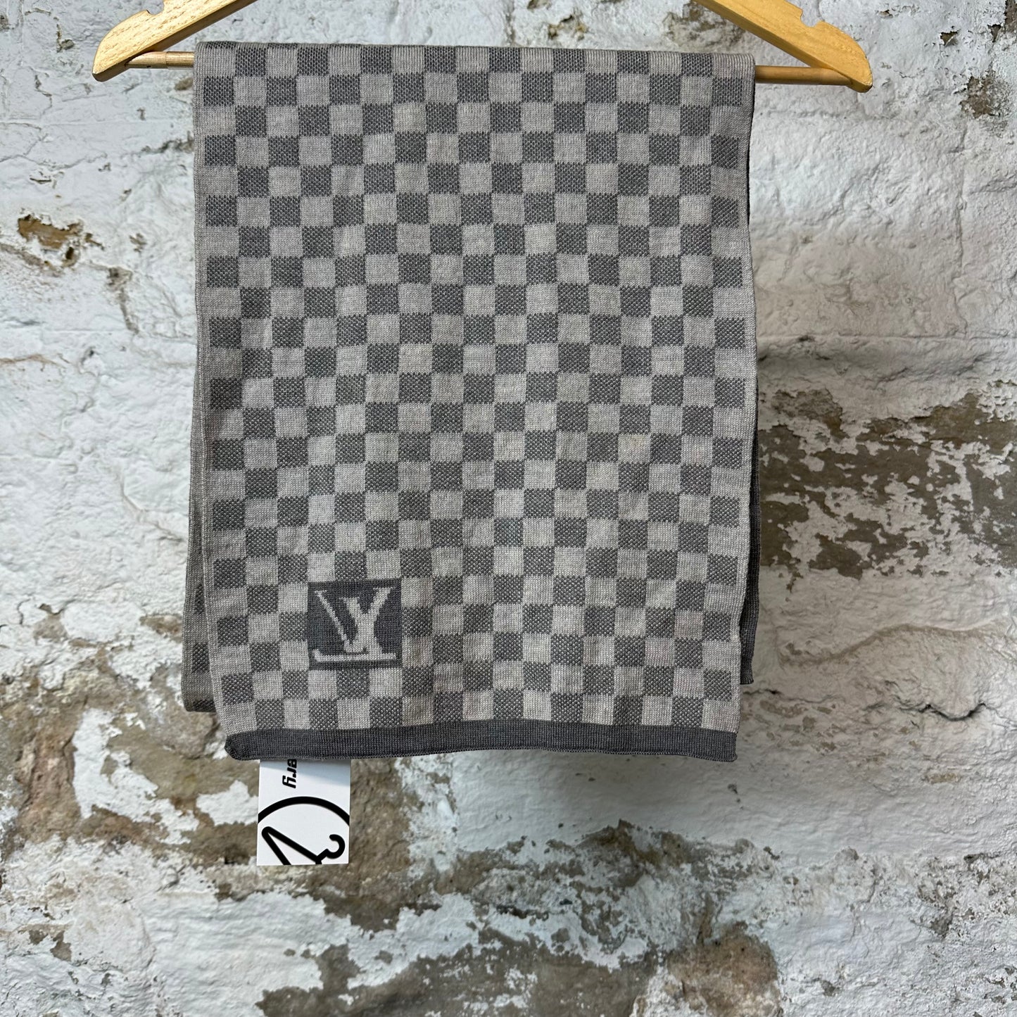Louis Vuitton Grey Damier Scarf