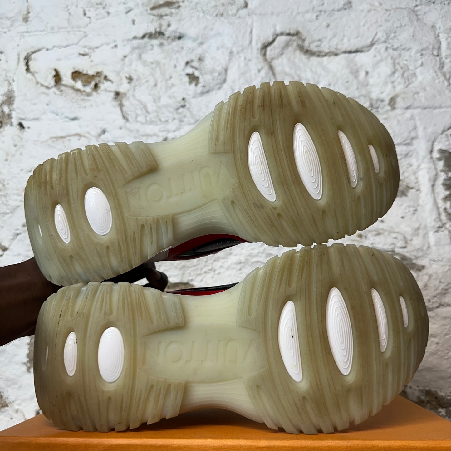 Louis Vuitton Red White Black Pulse Sneaker Sz 9.5 (8LV)