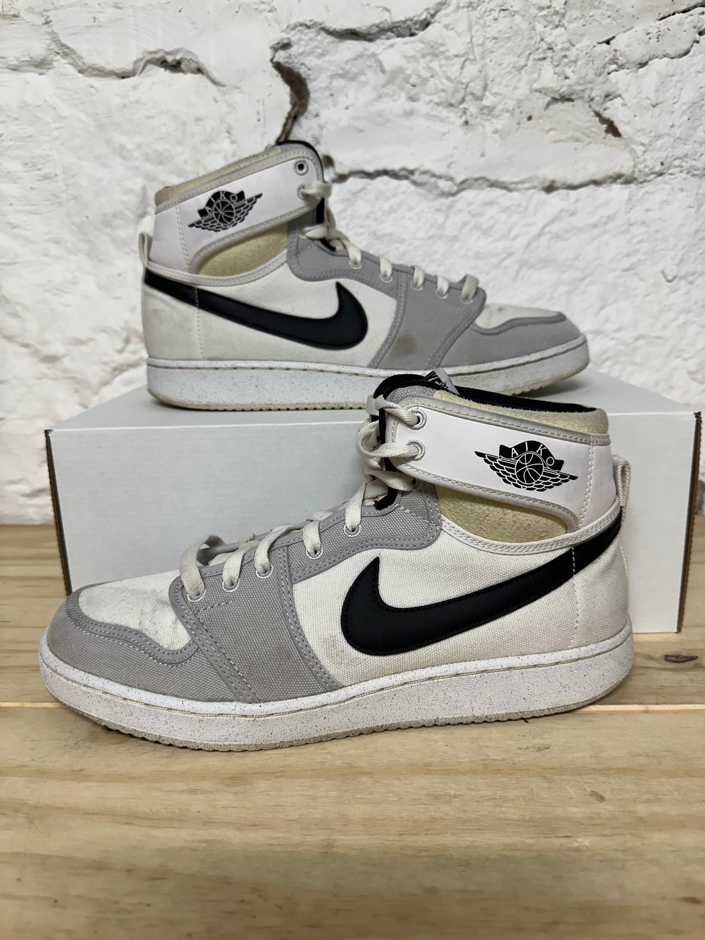 Air Jordan AJKO White Grey Sz 9.5