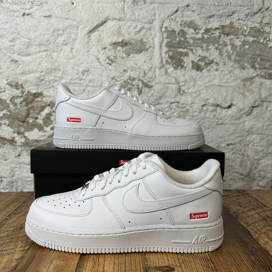 Nike Air Force 1 Low Supreme DS