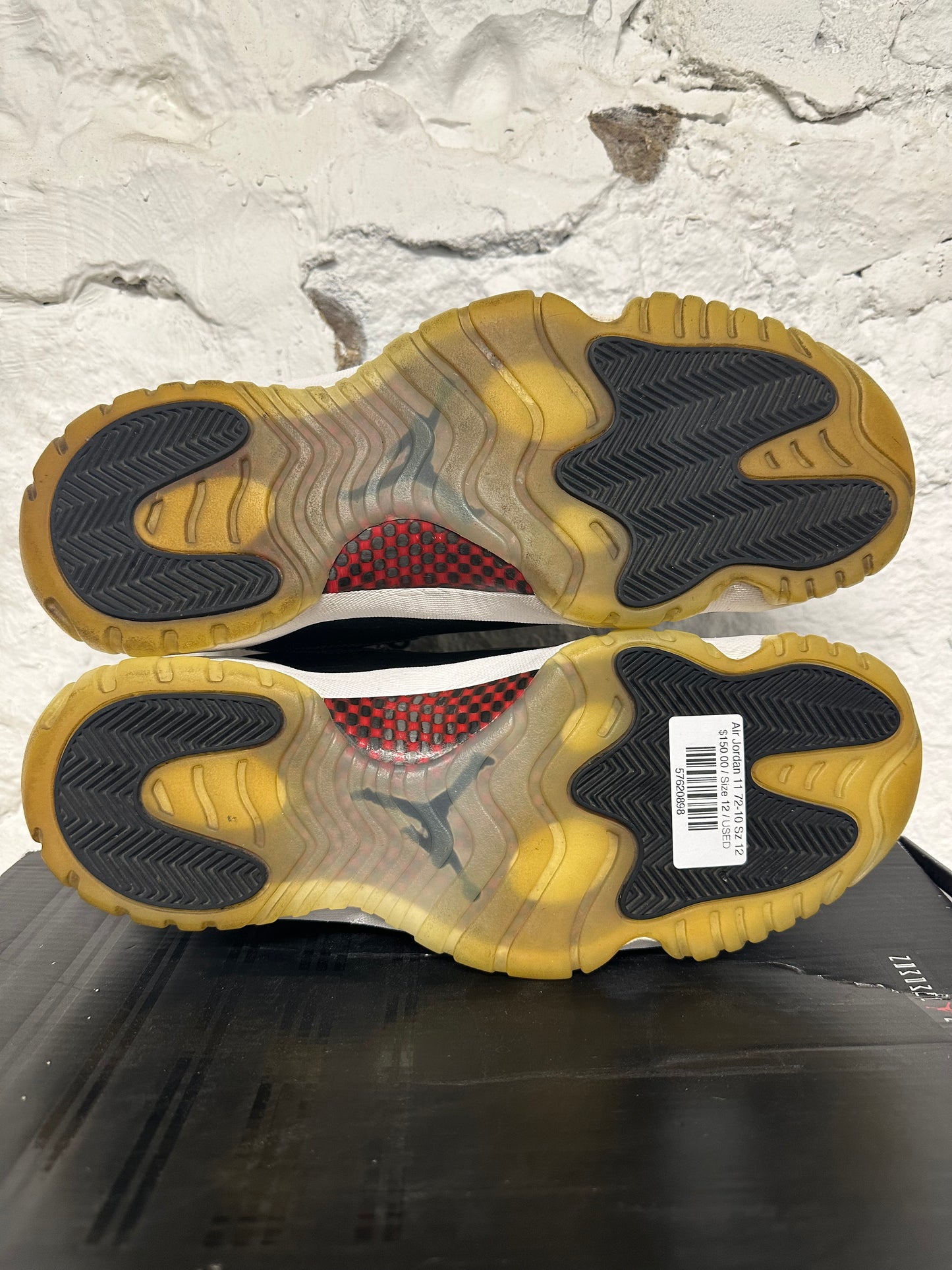 Air Jordan 11 High 72-10 Sz 12