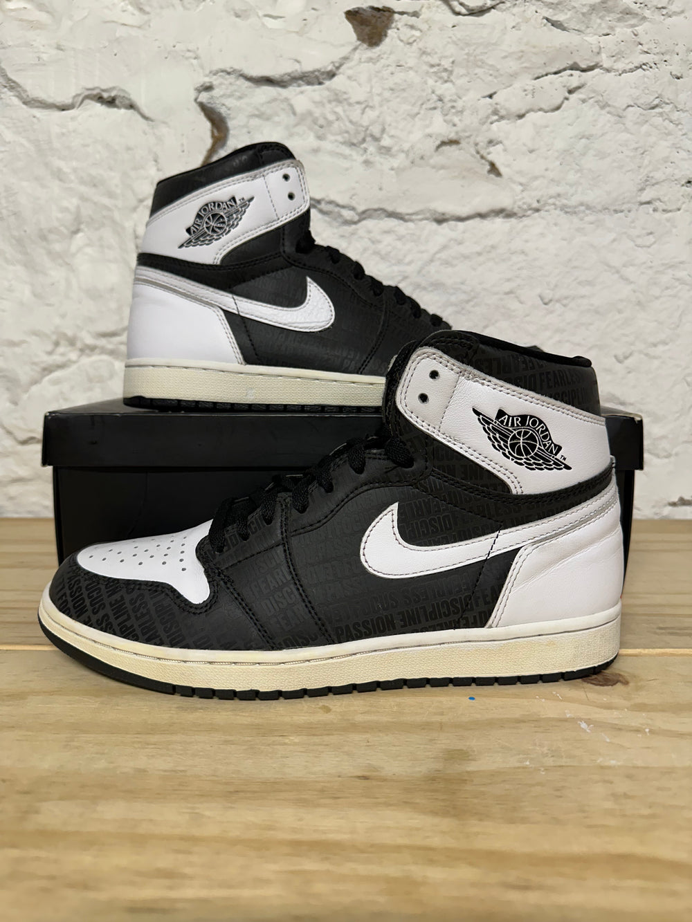 Air Jordan 1 High Re2pect Derek Jeter Sz 10.5