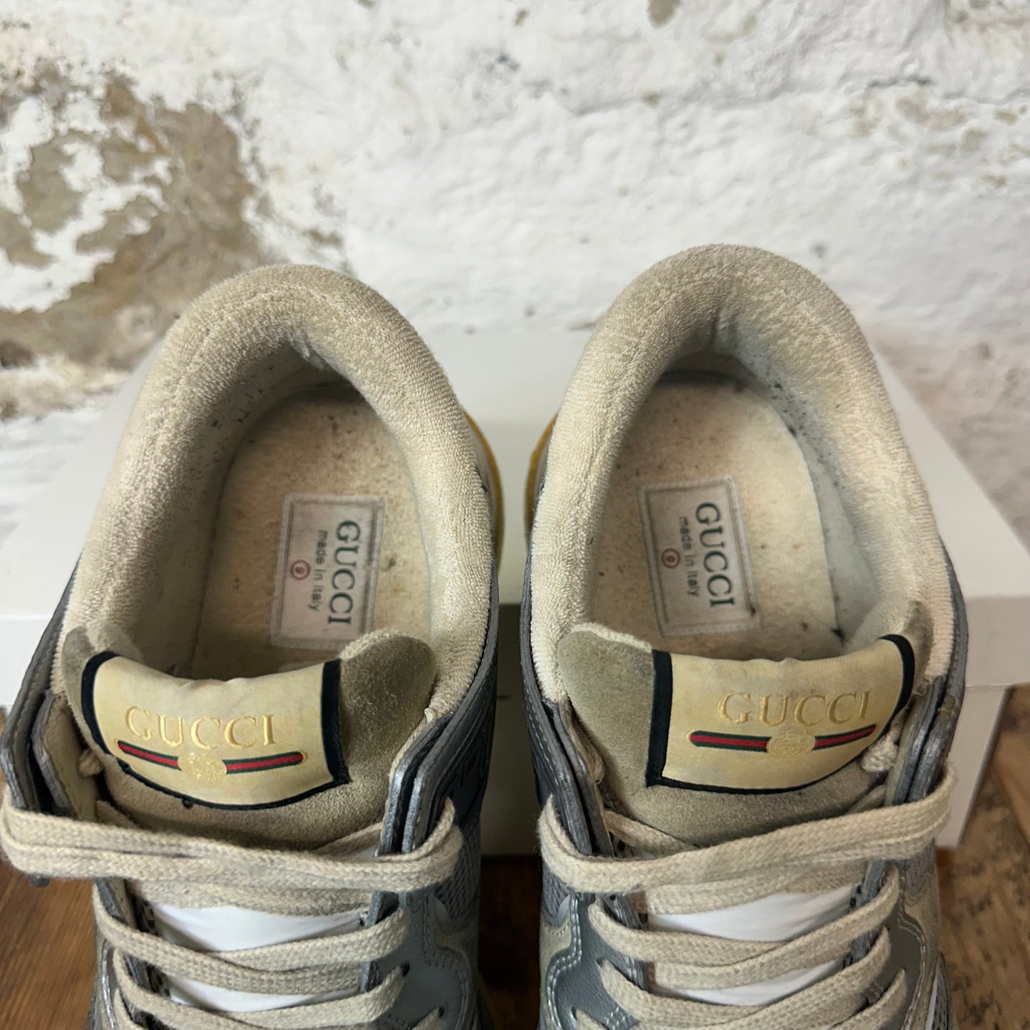 Gucci Ultrapace Silver Tan Sneaker Sz 9 No Box