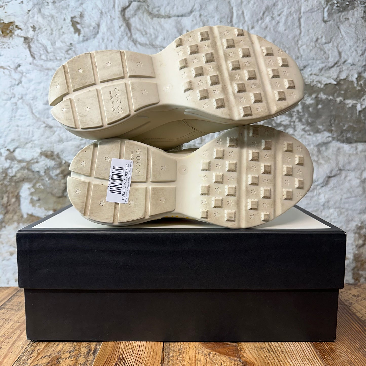 Gucci Rhyton Vintage Logo Cream Sneaker Sz 7