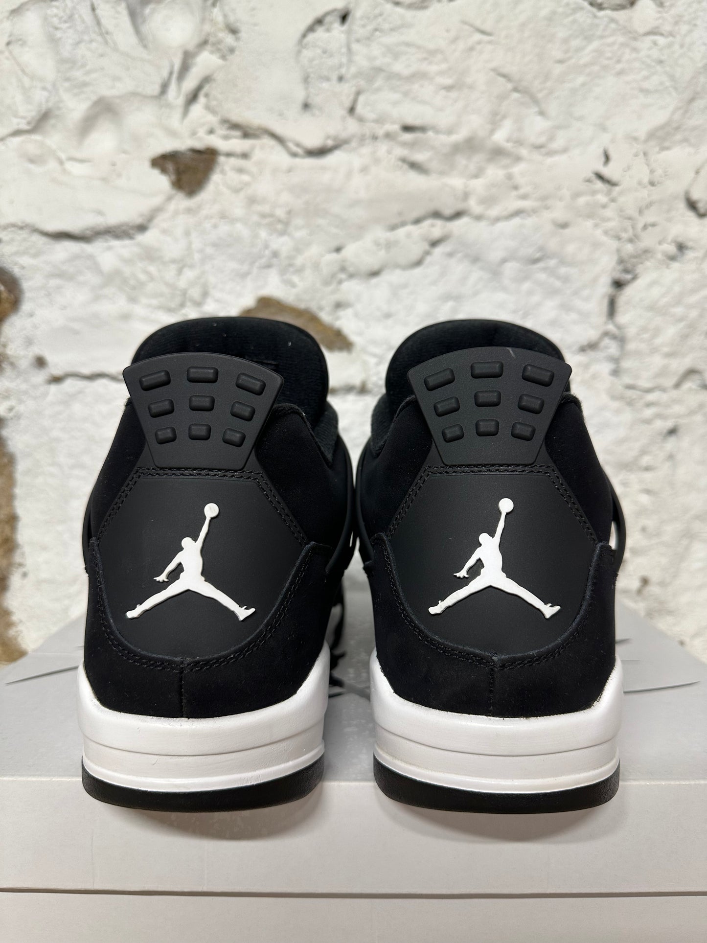 Air Jordan 4 White Thunder Sz 12