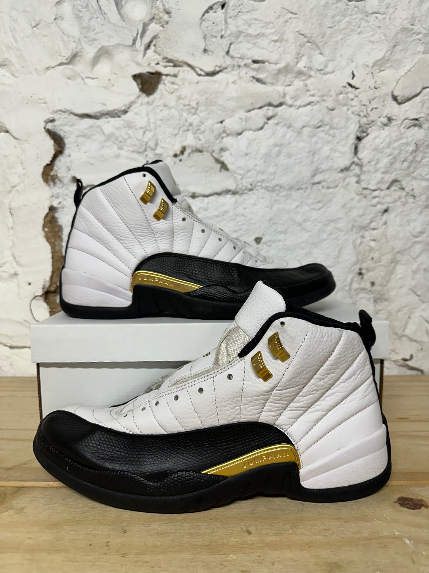 Air Jordan 12 Royalty Taxi Sz 11