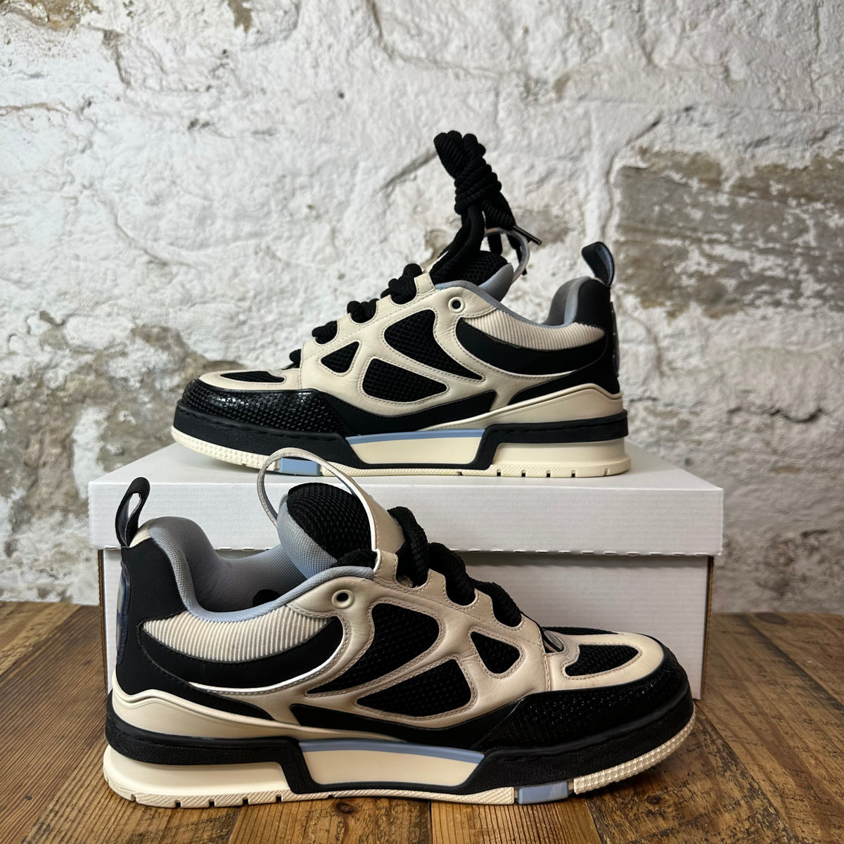 Louis Vuitton Blue Black White Skate Sneaker Sz 8.5 (7LV)