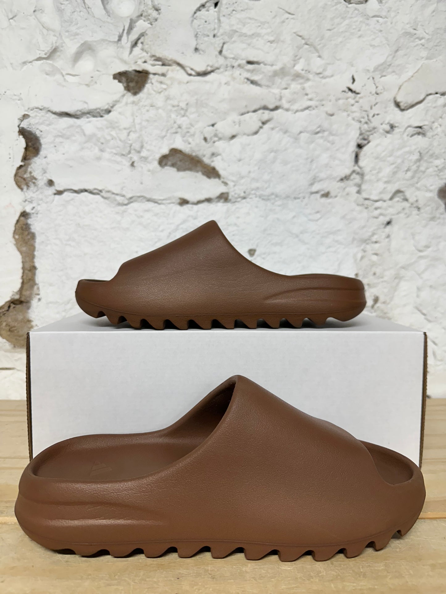 Yeezy Slide Flax Sz 9
