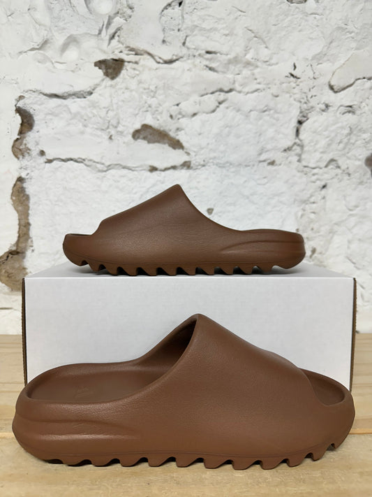 Yeezy Slide Flax Sz 9