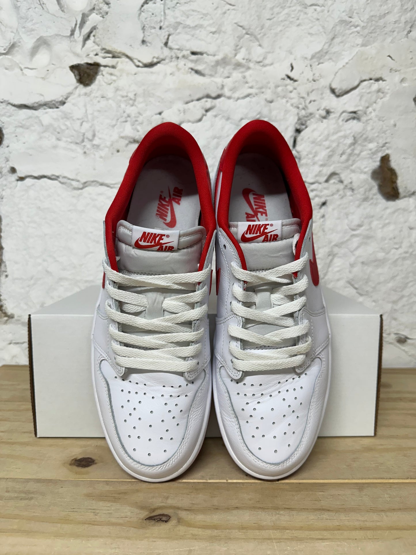 Air Jordan 1 Low University Red Sz 11