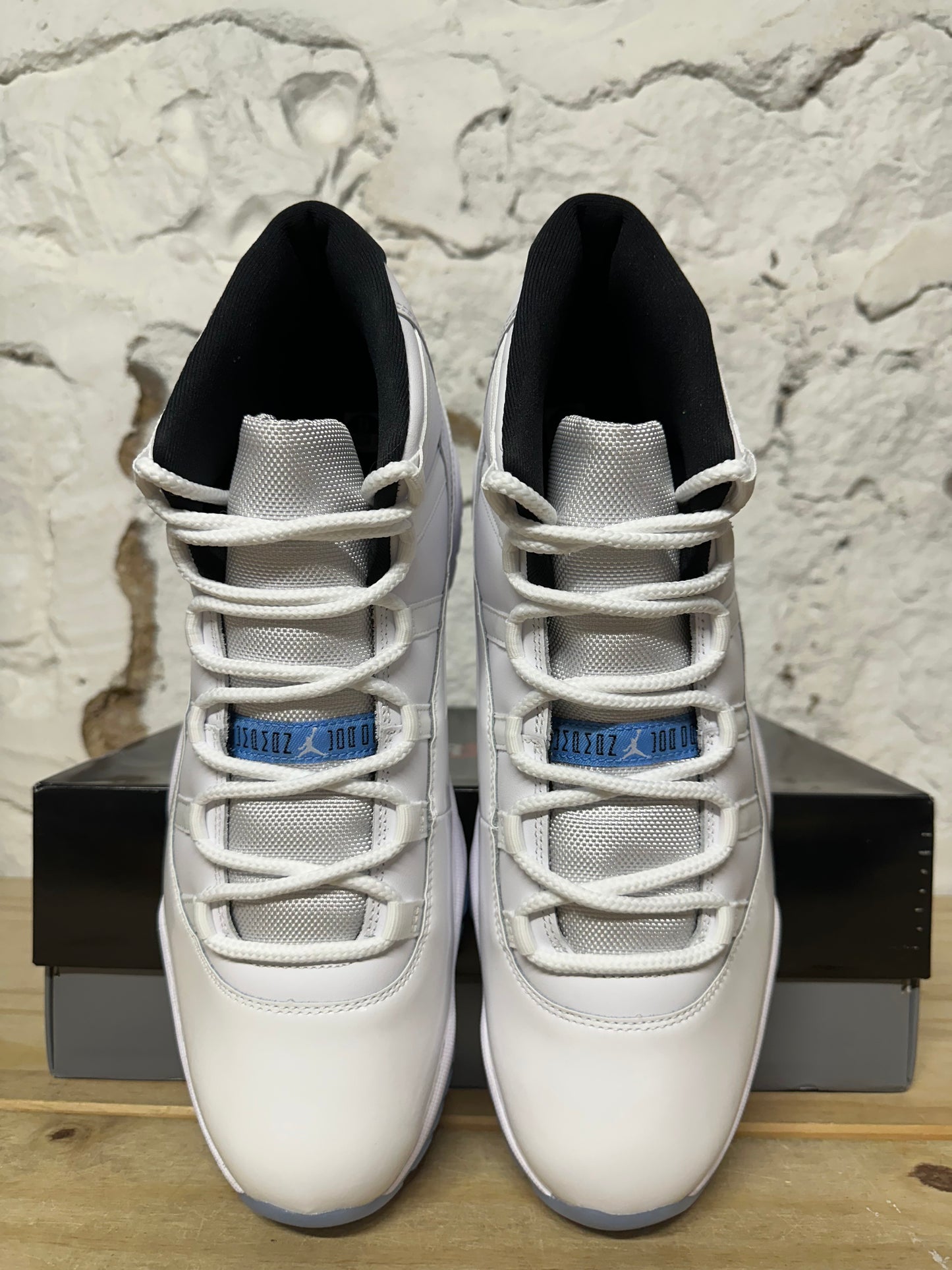 Air Jordan 11 High Legend Blue Sz 13 DS