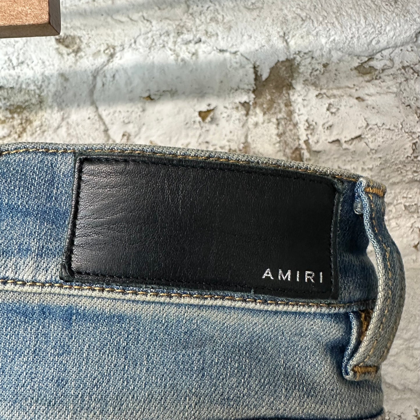 Amiri Airbrushed Logo Blue Denim Jeans Sz 38