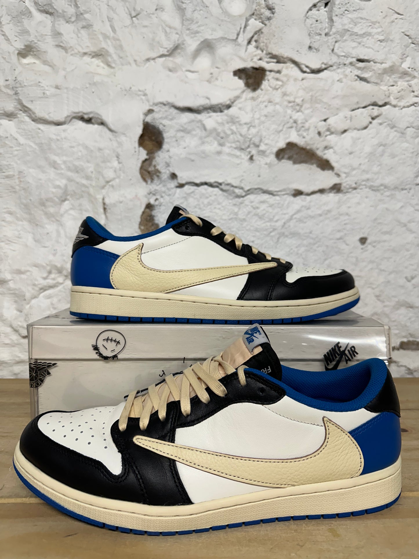 Air Jordan 1 Low Travis Scott Fragment Sz 10.5